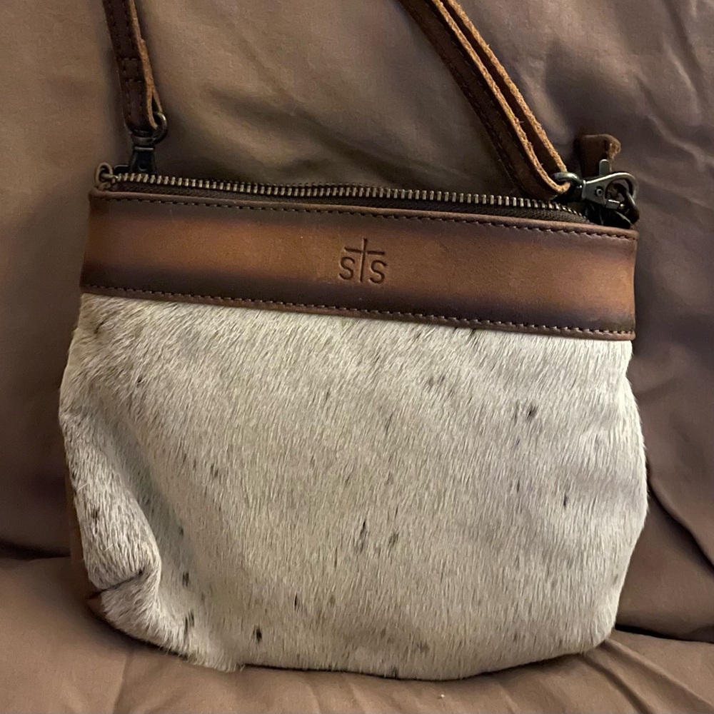 Cowhide, Crossbody purse